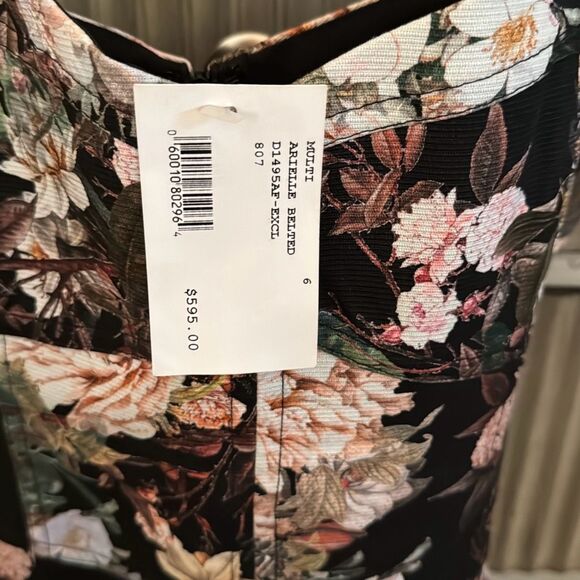 Nicholas Arielle Belted Dress Size 6 NWT - Picture 7 of 12